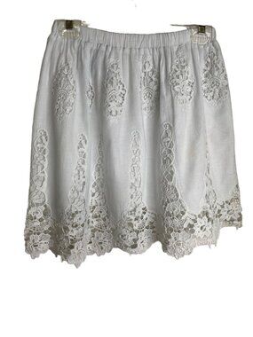 LIV Los Angeles White Lace Skirt Boho Crochet Hem Elastic Waist Size M Resort